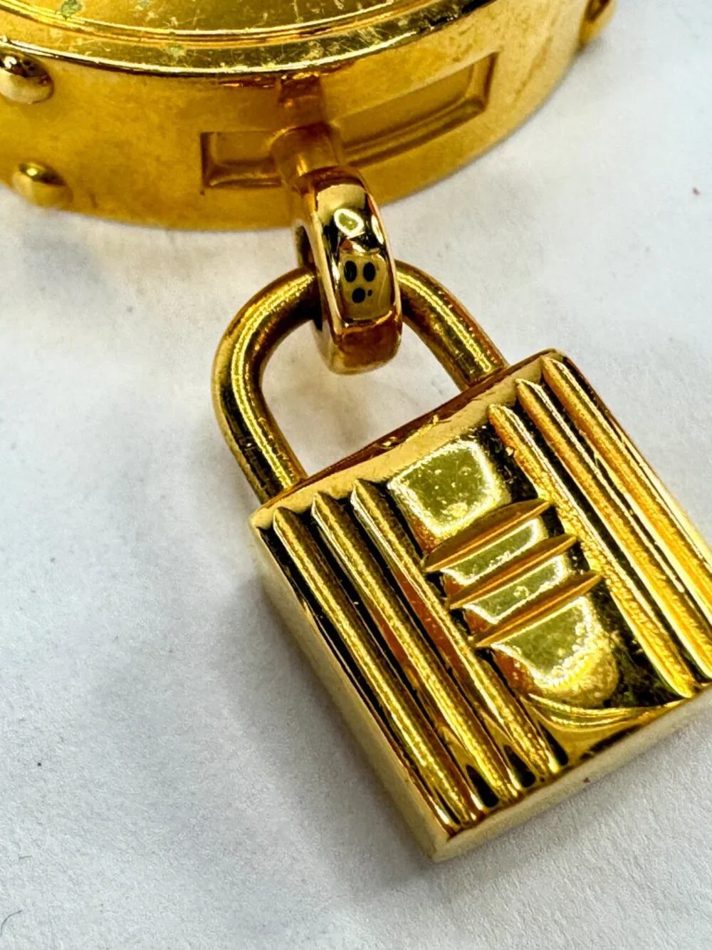 Vintage Hermès Kelly Cadenas Blue Lizard Leather Gold-Plated Scarf Ring GS858